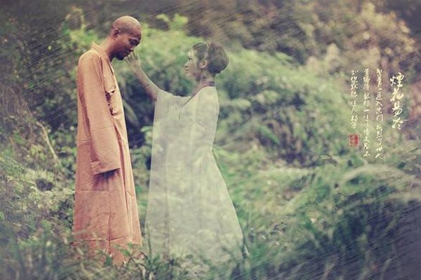 �̻�����ı������ �ݵ�����׷���