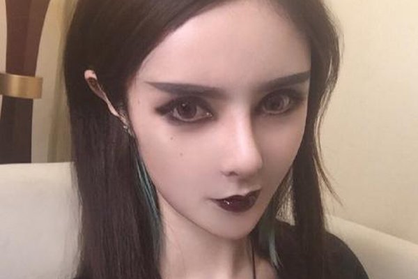 沉珂老公冬瓜微博资料 沉珂是一个不寻常的另类女孩