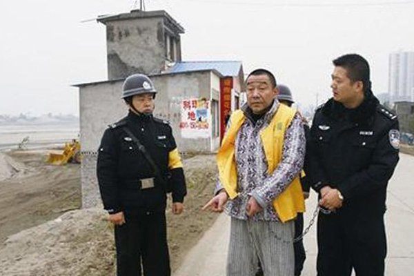 ������ɱ�˶����� 13��������8��ǿ��3���ɱ���˷�ָ