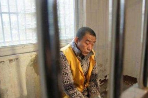 ������ɱ�˶����� 13��������8��ǿ��3���ɱ���˷�ָ