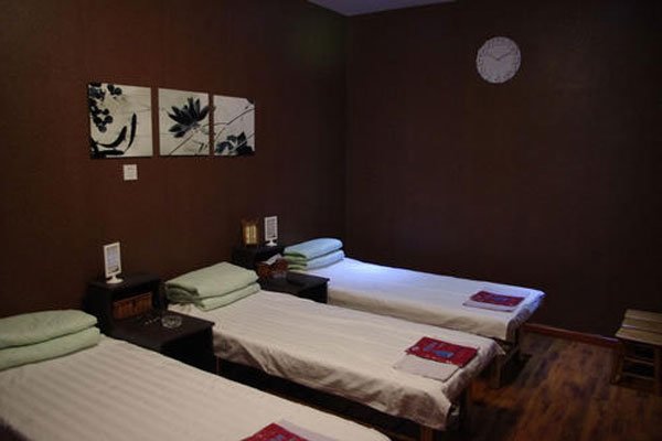 ���ں��������ݵ����� ѧ������Ե������⾳��Զ�Ĵʻ�ȥ��Ⱦ