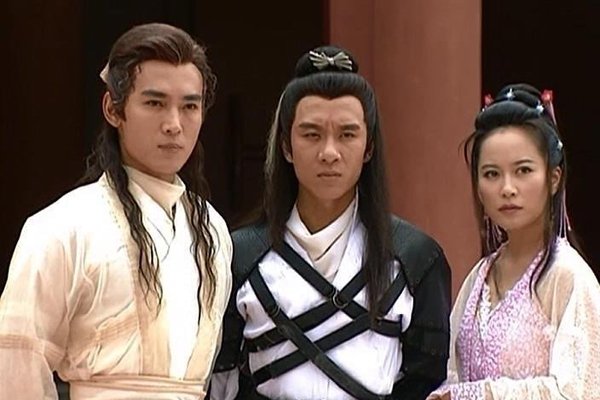 ���Ӿ硶С��ɵ�������������ʲô С��ɵ�ͬ����������������