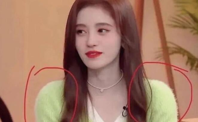 ��溵t��û������ѽ 4000��һ����Ů�;�溵tһ���ϵ��û����