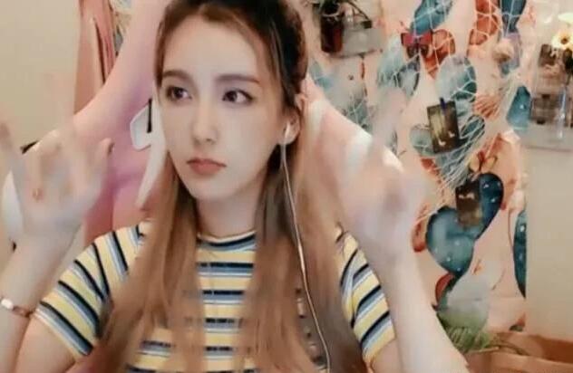 ��ս���羺����ritaʲô�� ֱ���������ϵ��ң��Ŷӵ����Ƶ���һȦ