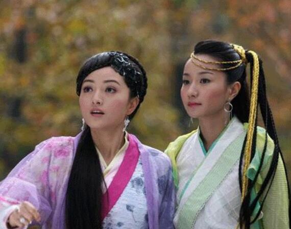 ��ի����֮�Ʋݺ��е�Ӱ ���˳±�������