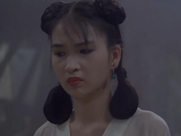 ��ի����֮�Ʋݺ��е�Ӱ ���˳±�������