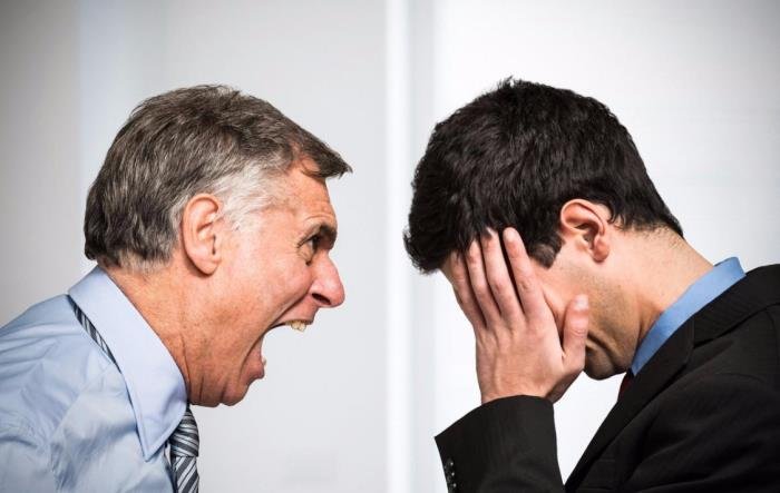 �����������˲���¶�Լ� ������ɵ��ʲô����