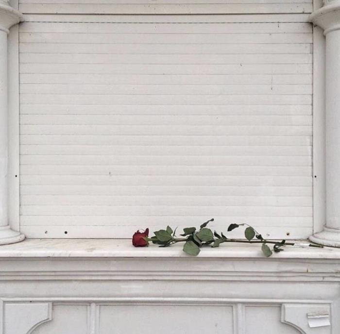 ��ʾ����һ���˵ľ��� ί��ı���ֱ�