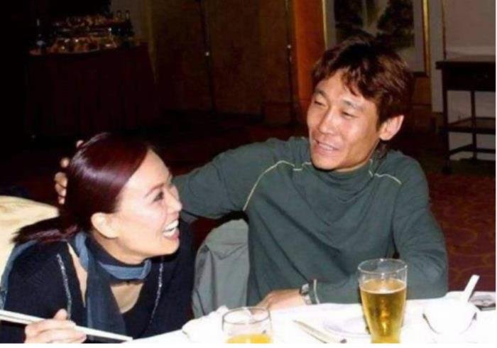 那英的情史婚恋史 和前任老公高峰怎么认识的