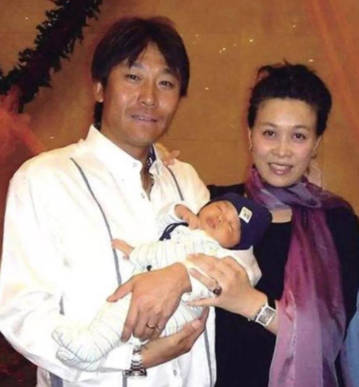 那英的情史婚恋史 和前任老公高峰怎么认识的