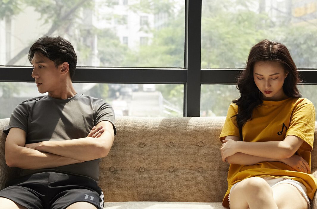 前夫放不下前妻的表现有哪些 男人离婚放下前妻的3个表现