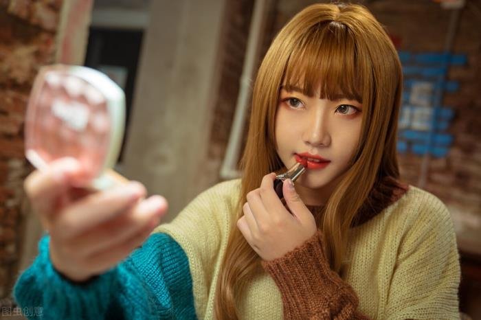 12����Ů����ʾ������ �������ĵĶ��ذ�ʾ