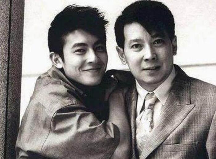 �¹�ϣ���ϰֳ����� ������������Ƭ�����˳�����Ȧ