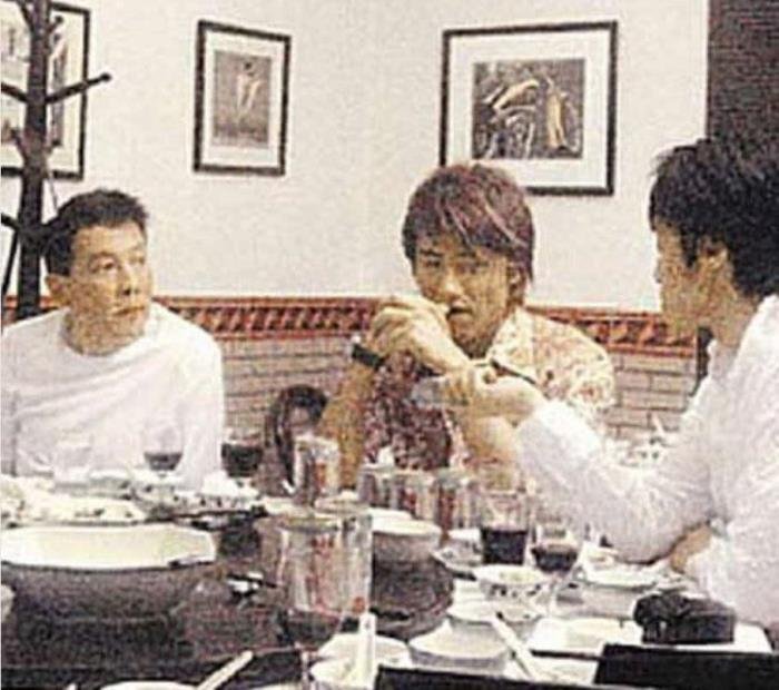 �¹�ϣ���ϰֳ����� ������������Ƭ�����˳�����Ȧ