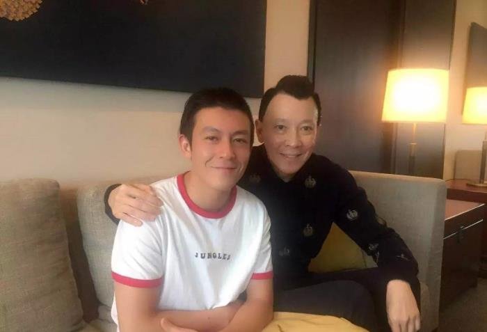 �¹�ϣ���ϰֳ����� ������������Ƭ�����˳�����Ȧ