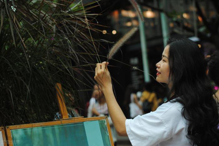 Ů��̫����������������� �����Ժ�Щ������