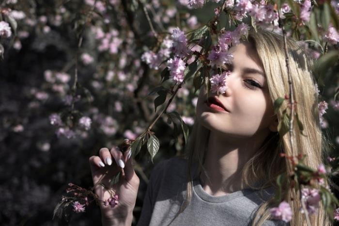 ��������������������ļ��� �����о���ʧȥ��