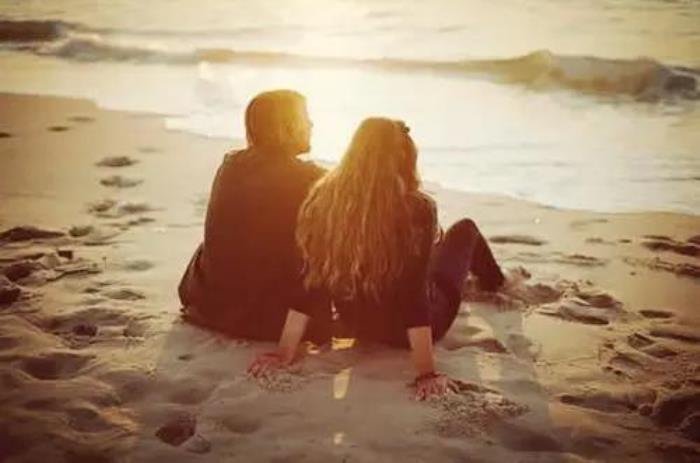 男人爱妻子为什么还找小三 老公出轨要不要去找小三谈谈