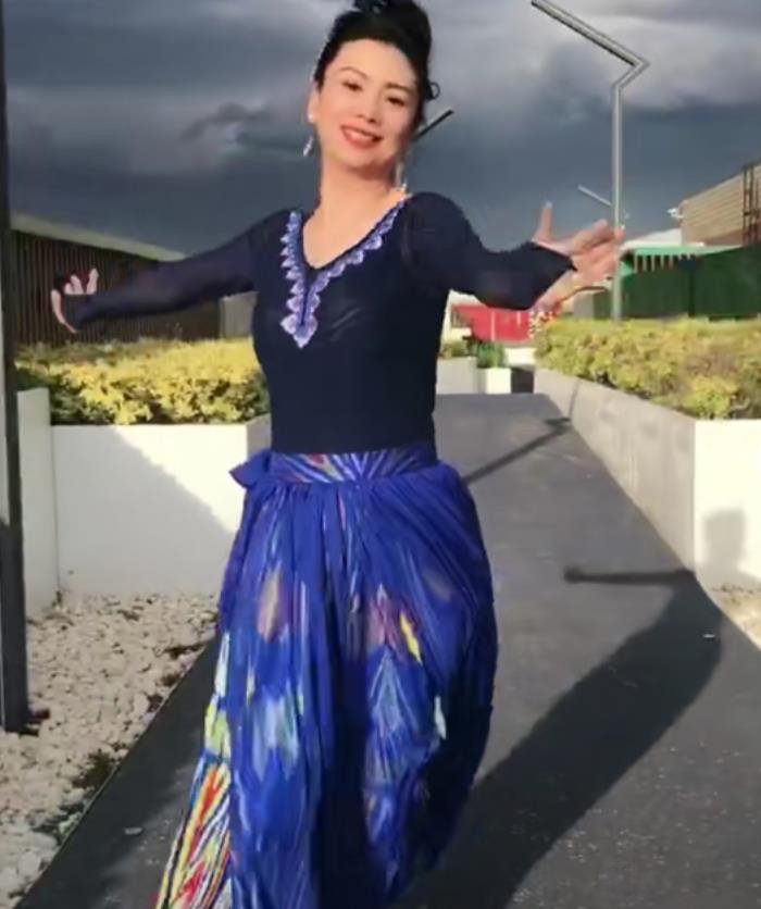 �������ͥ���½�� Ļ�����׸���ˮ������