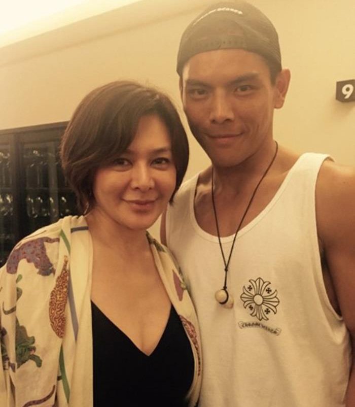 ��ǿ�����Ů���Ƕ���˭ ��֮�ձ���ƹ�����������