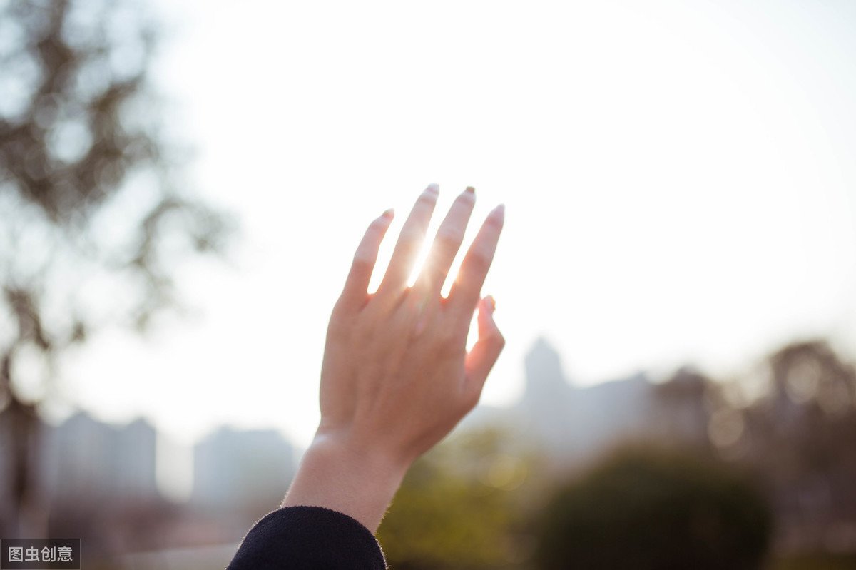 ��ô�����߳����ֵ�ʹ�� �˸������ܿ��ٵ��߳���