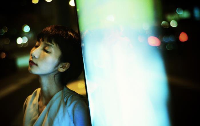 �Ƚ����ں����۵ĸ���������ȫ �����۵�����һ���