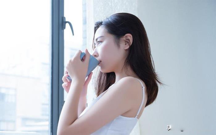 ˮƿ�н�ţŮ���ָ�� Ϊʲô�ụ������