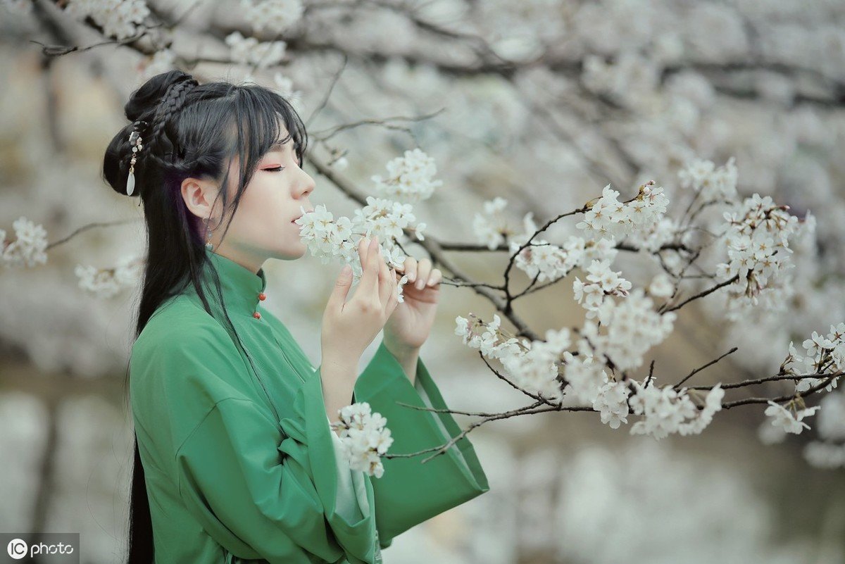 Ů��������������ô�һ��� ���������˹�ͨ����˵������