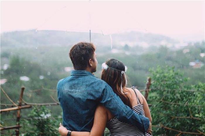 Ϊʲô���������˲�Ը�⻨Ǯ �ѻ��в���Ǯ����˯��