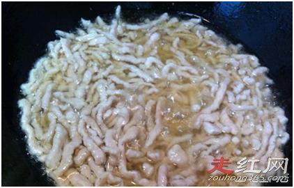 猪肉丝怎么炒才鲜嫩 就要做好上浆