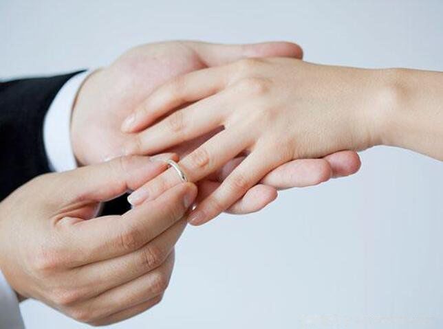 金婚银婚是多少年 结婚周年分别是什么婚