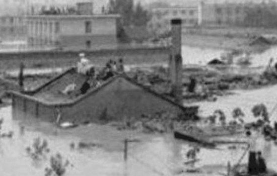 83����������ô���� �й�1983�����¼�����֮��