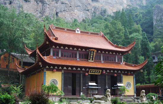 ��ɽ���ǽ��յ�ʲô��Ժ �����ķ�����Ժʲô���ڵ�