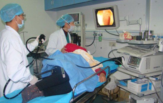 做了无痛肠镜很后悔老是肚子疼拉肚子无痛肠镜对人体的伤害有多大