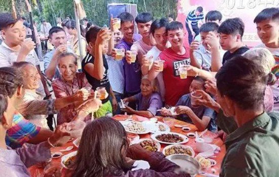 ���ƴ���ô˵�ִ��ּ� �����˾��Ƶ����ǻ�