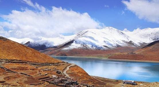 中国五大咸水湖排名 青海湖面积最大排第一