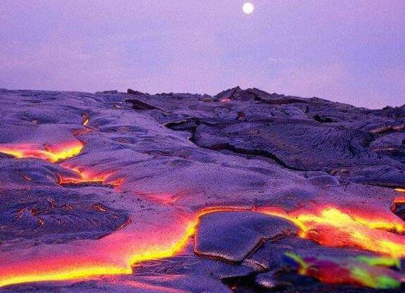 冒纳罗亚火山位于什么岛 夏威夷海拔最高的活火山