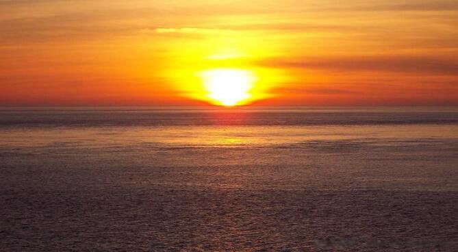 Ϧ�����µ�Ψ�����ӷ�����Ȧ 15���������������͵Ķ̾�