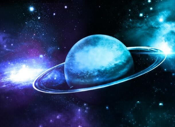 一,水星水星是最接近太阳的行星,是八个星球里面最小且最轻的一个行星