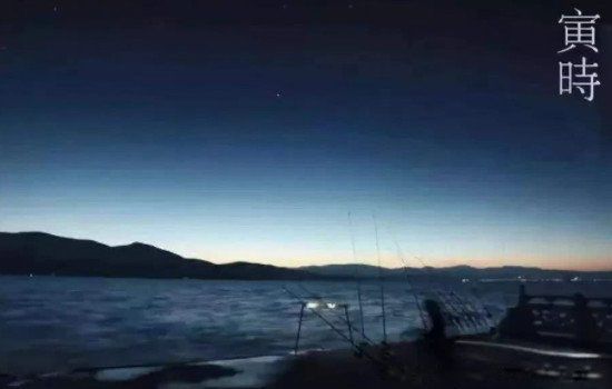 ��ʱ�Ǽ��㵽������ 12ʱ����Ӧʱ�����Ф