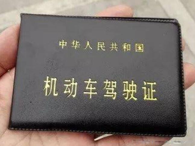 c1��c2���յ����� c1��c2�ĸ������õĿ�ù�