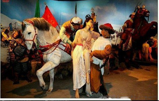 ��ľ��֮���е�Ů�� ��°��Ů���ж�Ҳ��̶�