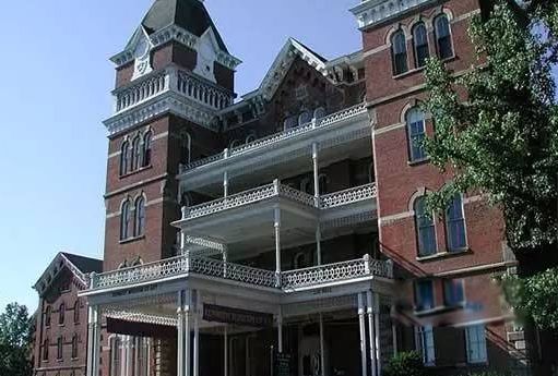 ������ʮ��ֲ�ҽԺ ���о���Ժ���������