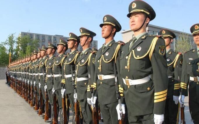 中国的军衔等级及标志 军衔级别排序从小到大图片