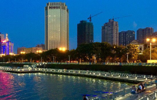 京口瓜洲的京口指的是哪里是现在的哪个城市