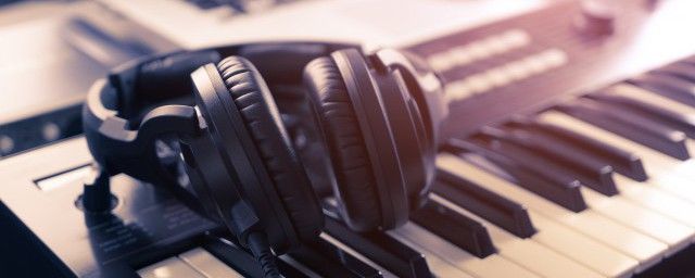 İ���ϵ�Ů��������� ������APP����ƭǮ��