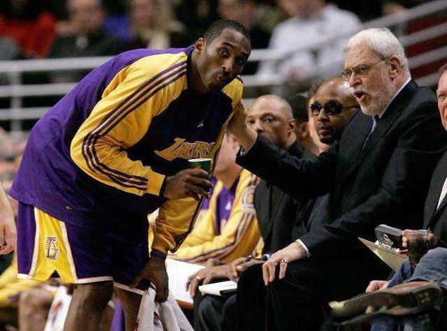 �Ʊ����¼��� ���ݵ�һ������ʼ�հ���