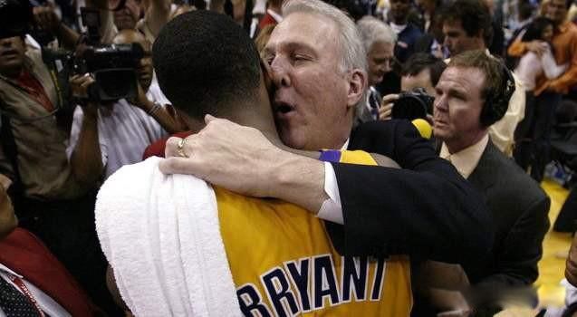 �Ʊ����¼��� ���ݵ�һ������ʼ�հ���