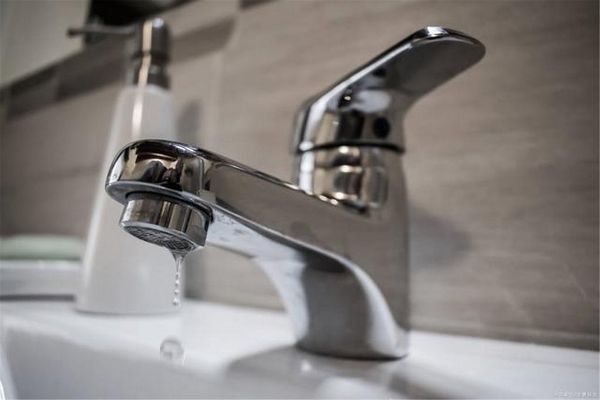 水龙头滴水怎么解决 滴水怎么修就不滴水了