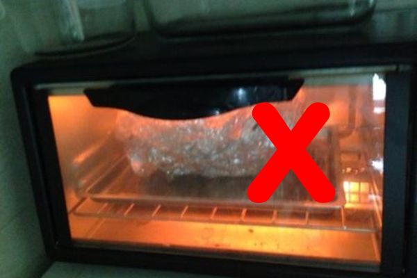 锡纸可以放微波炉里加热吗 锡纸有毒吗对身体有害吗